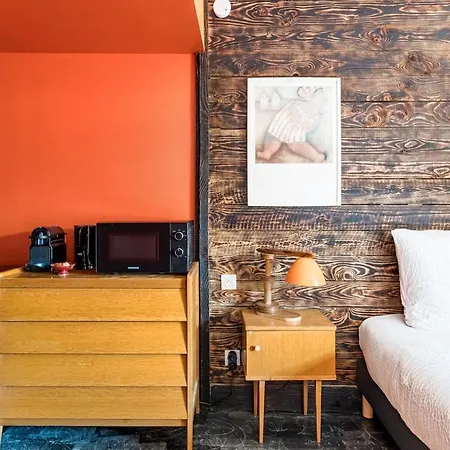 De Caractere Balneo & Esprit Annees 60 Apartment *